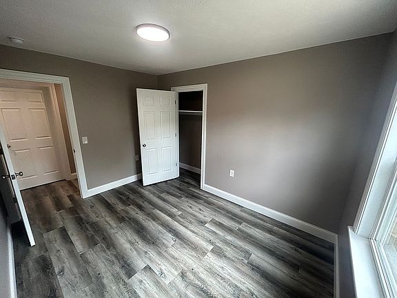 2nd image of 300 Orchard Ave