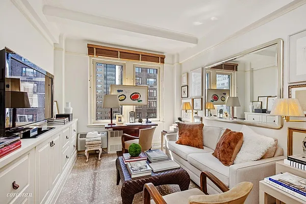 Sold by Corcoran | media 6