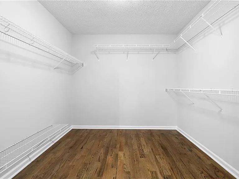 141 Poplar Way — Photo 33