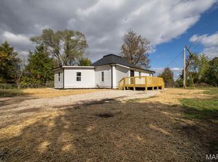 18042 Highway 32, Lebanon, MO 65536