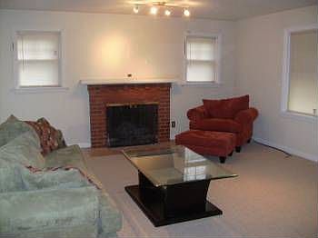3rd image of 134 S Barat Ave