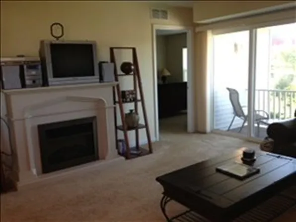 1491 Castle Dr, Petoskey, MI 49770