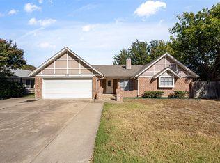 7117 Trinidad Dr, North Richland Hills, TX 76180