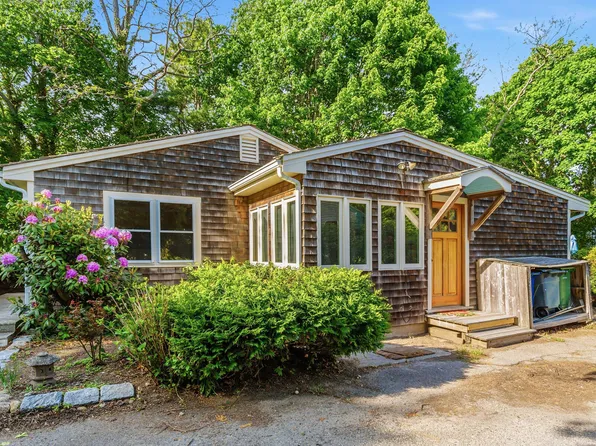 57 Old Main Road, North Falmouth, MA 02556