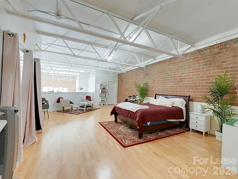 909 Westmere Ave — Photo 30