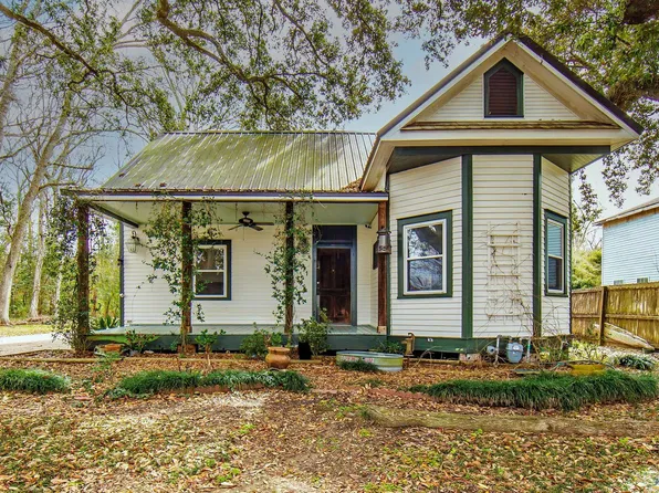 6371 S Bayou Black Dr, Gibson, LA 70356