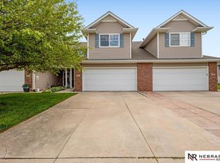 841 Norwood Dr, Lincoln, NE 68512
