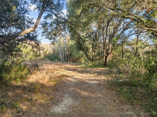 Doby Dr, Raeford, NC 28376