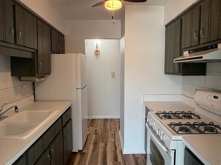 4420 W 111th St #104 — Photo 9