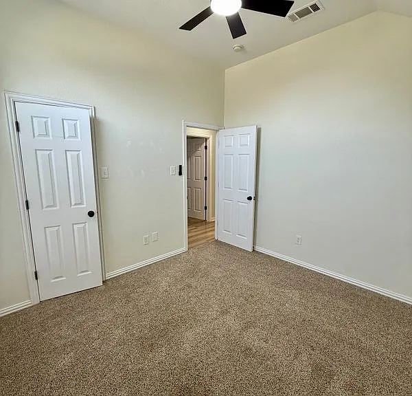 309 Catherine St — Photo 23