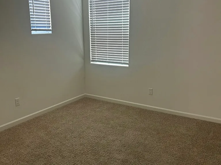 933 Winchell Way W — Photo 9