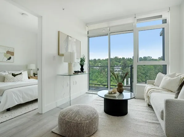8570 Rivergrass Dr #1106, Vancouver, BC V5S 0H4