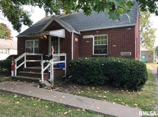 1304 W Saint Louis St, West Frankfort, IL 62896
