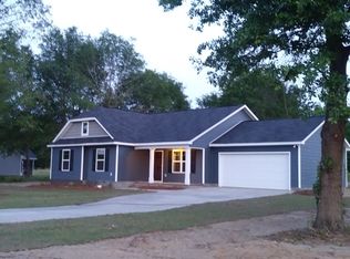 145 Knight, Cheraw, SC 29520