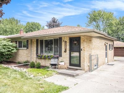 14880 Lyons St, Livonia, MI, 48154