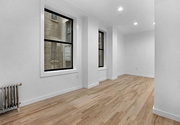 2nd image of 740 W End Ave APT 126