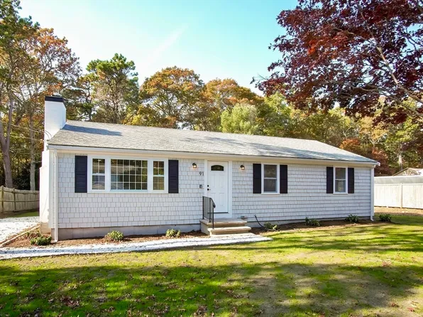 91 Rudder Rd, Barnstable, MA 02630