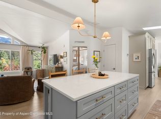 8 Arapahoe Ln, Carbondale, CO 81623