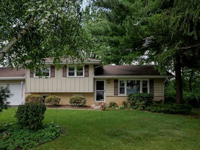 28W610 Lester St, West Chicago, IL, 60185