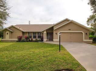 696 Morningmist Ln, Lehigh Acres, FL 33974