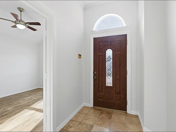 4th image of 4709 Rockcreek Ln