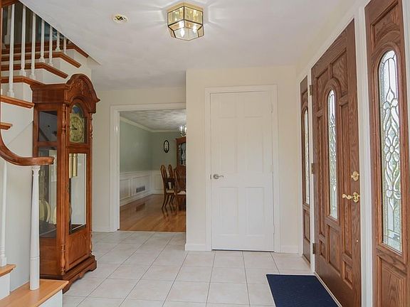 3rd image of 60 Worthern Pl