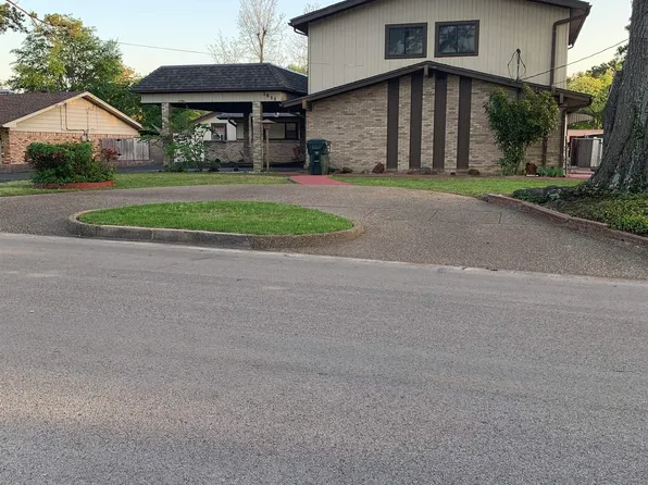 1911 Waunell Dr, Tyler, TX 75701