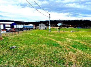 42 E Willis St, Mansfield, AR 72944