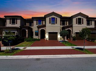 11094 W 33rd Way, Hialeah, FL 33018