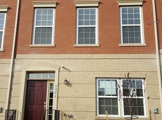 7882 Crescent Park Dr, Gainesville, VA 20155