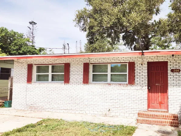 1208 10th St, Daytona Beach, FL 32117