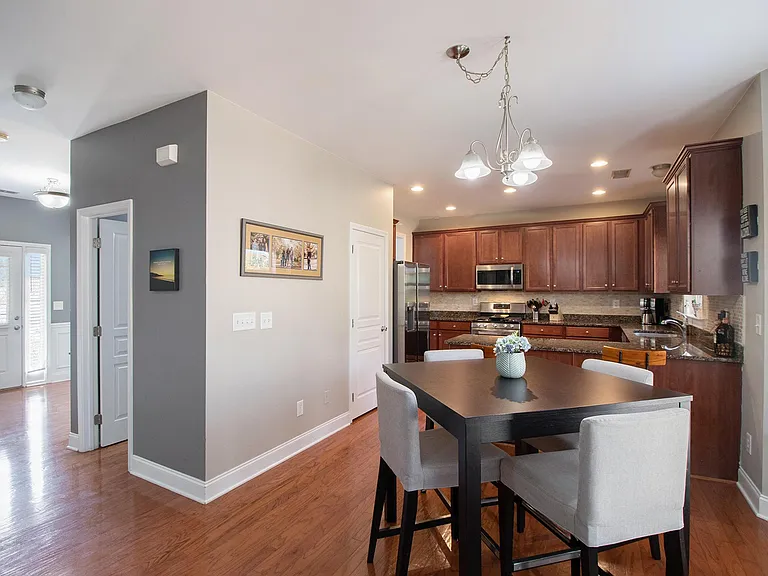 125 Stoney Creek Pkwy — Photo 19