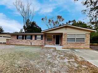 1077 Easy St, Jacksonville, FL 32218