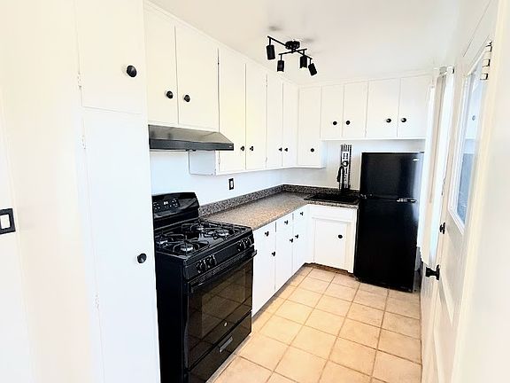 5th image of 1625 N Camilla Blvd APT 2