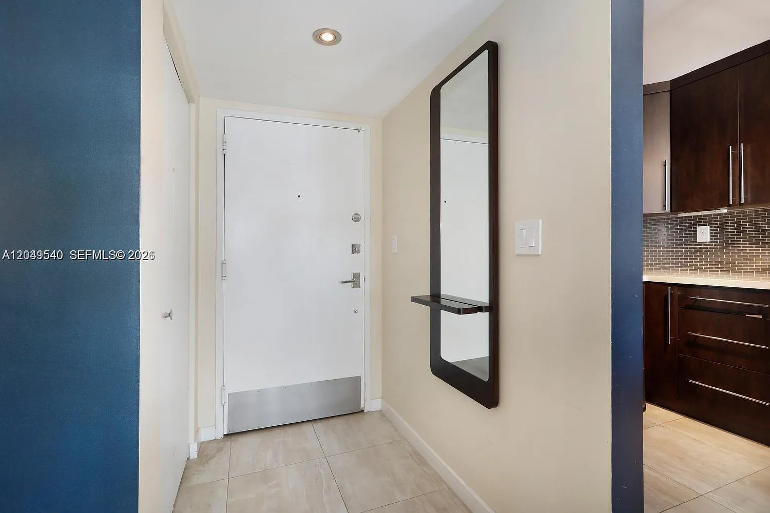 Brickell 25 Condo — Photo 3