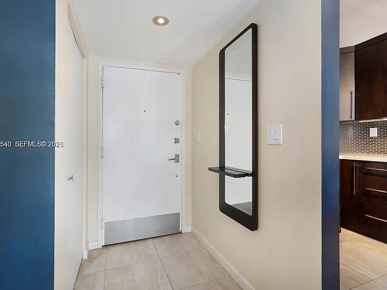 145 SE 25th Rd #502 — Photo 3