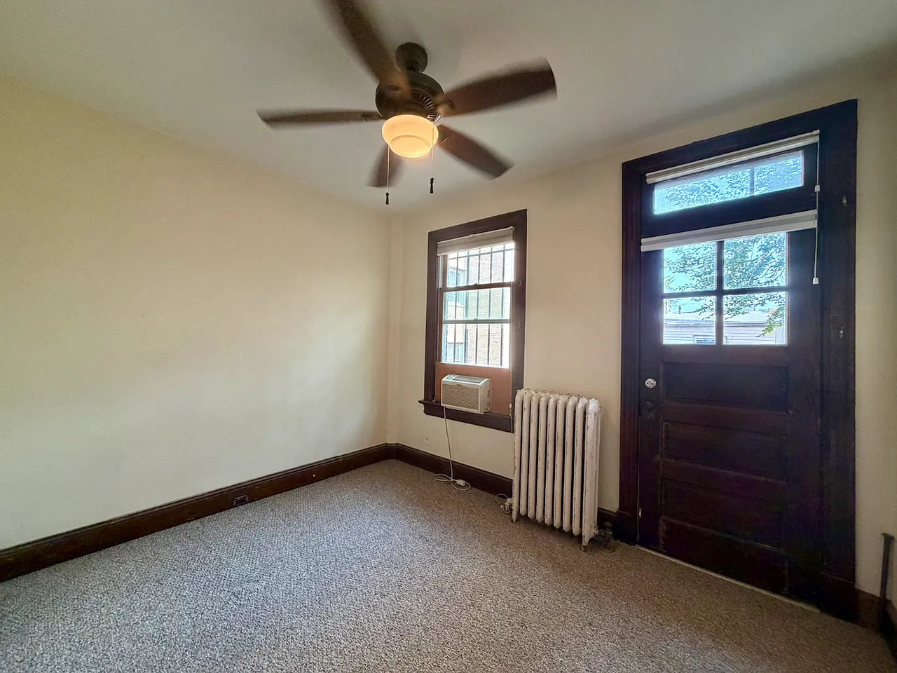 3 bed, 2.5 bath, 1700 sqft, $1,150 — Photo 4