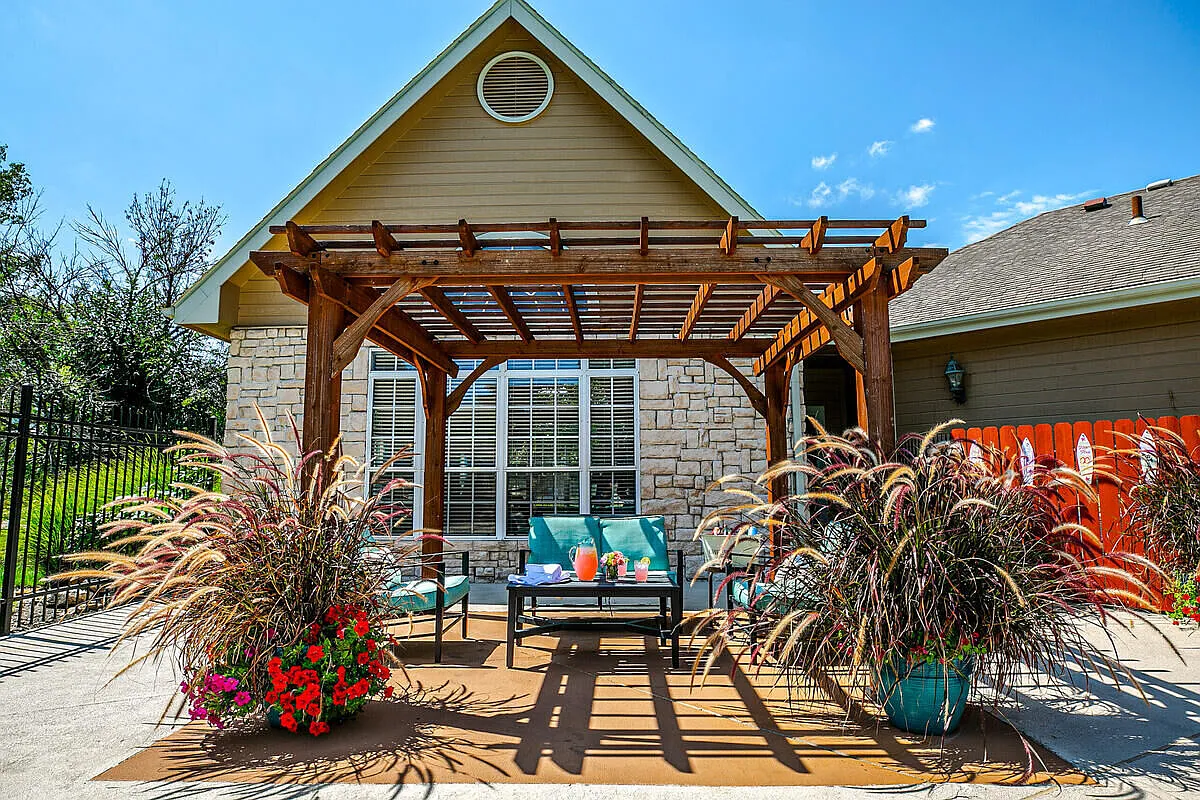 Pinnacle Woods — Photo 4