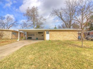 4913 E 26th Pl, Tulsa, OK 74114