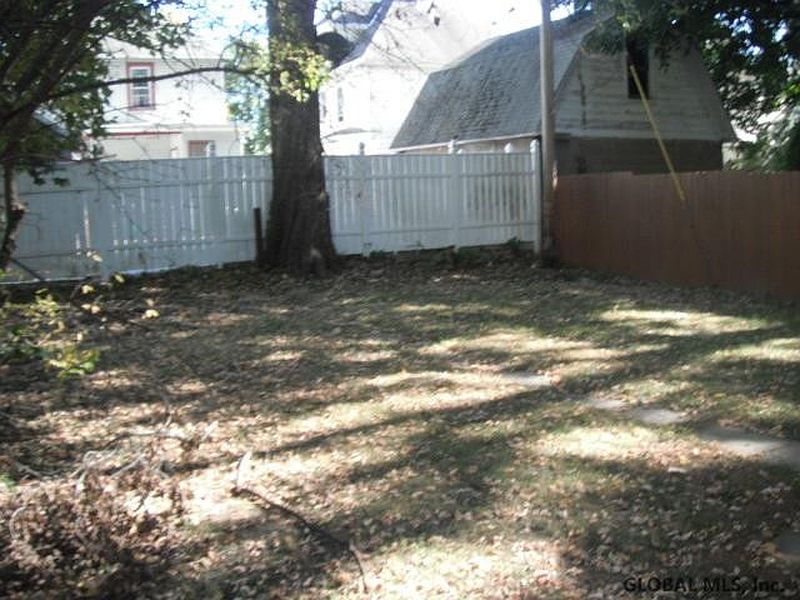 2nd image of 115 COLUMBIA Street