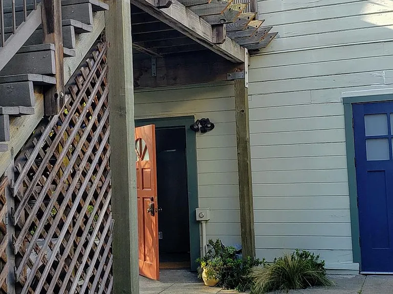 5913 Chabot Rd — Photo 17