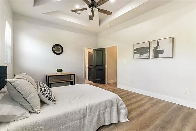 6238 Baccich St — Photo 11
