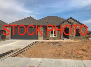 14742 S Maplewood Pl E, Bixby, OK 74008