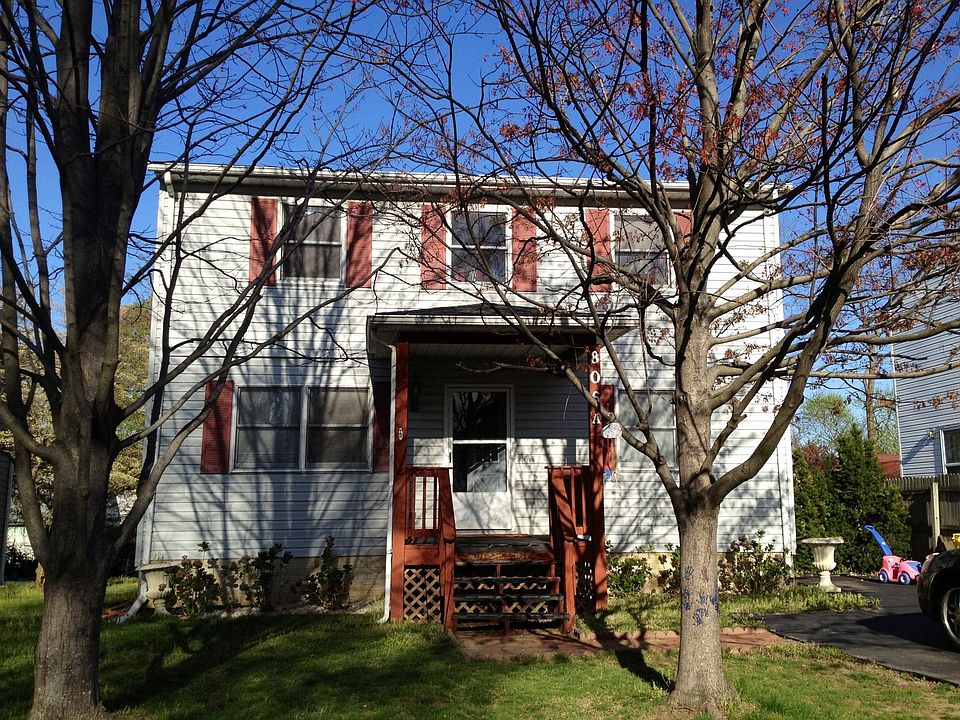 1st image of 806A Buena Vista Ave