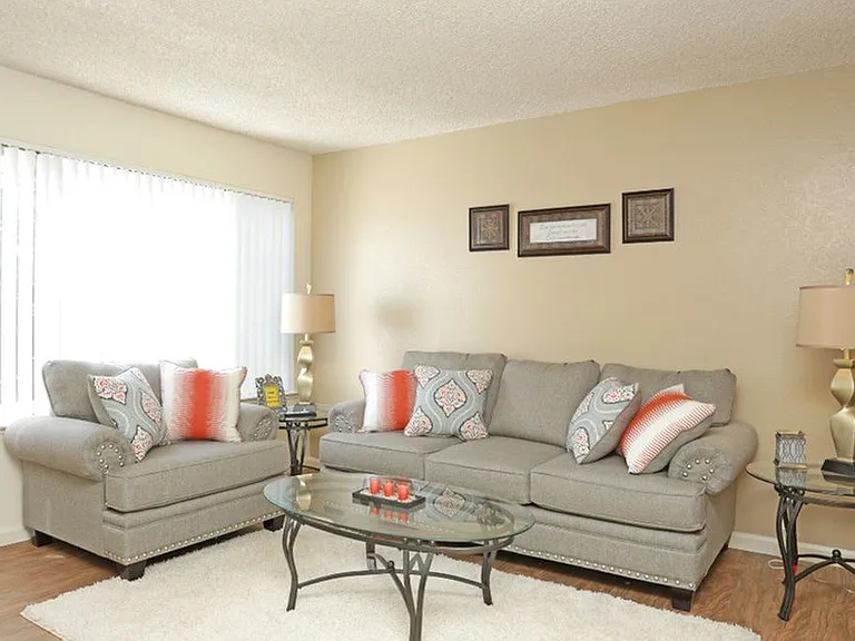 Hunter Place — Photo 4