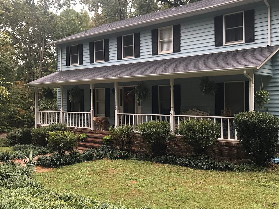 2nd image of 2735 Finch Farm Rd