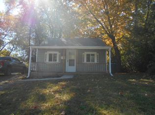 9415 E 67th Ter, Raytown, MO 64133