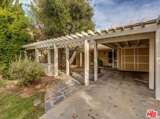 1072 Stearns Dr, Los Angeles, CA 90035