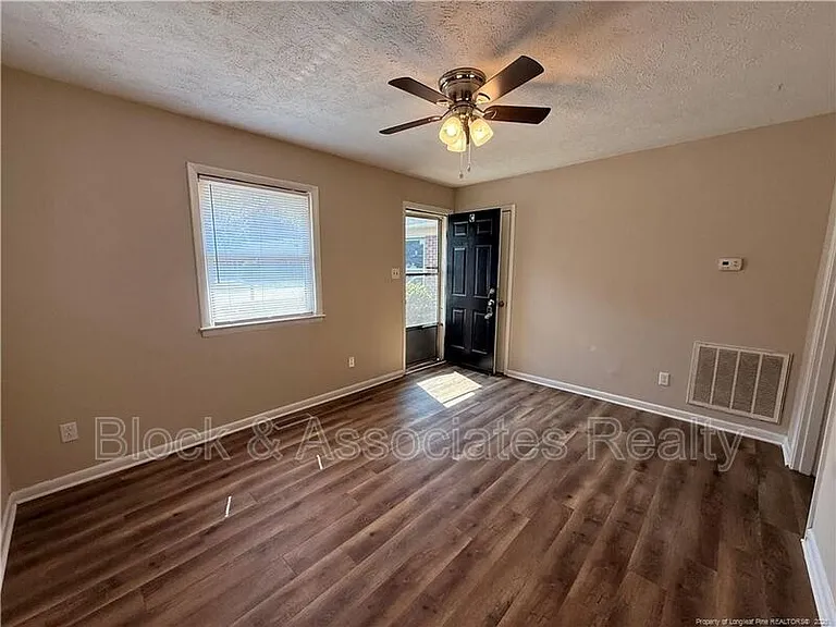 4959 Fieldcrest Dr #C — Photo 3