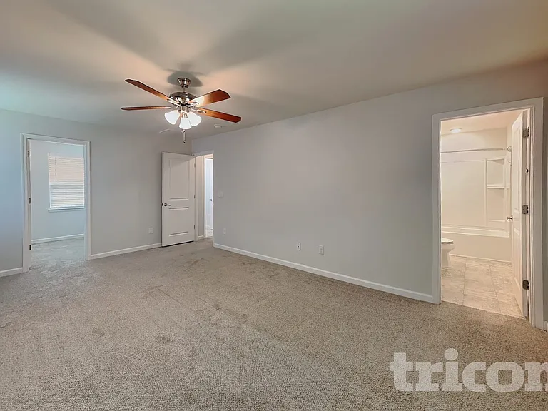 112 Hackney Ln — Photo 6